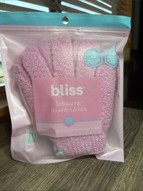 🌻5 for $30🌻 Bliss 3 pack Pink Exfoliating Shower Gloves
